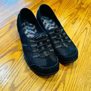 Sketchers Slip On Sneakers